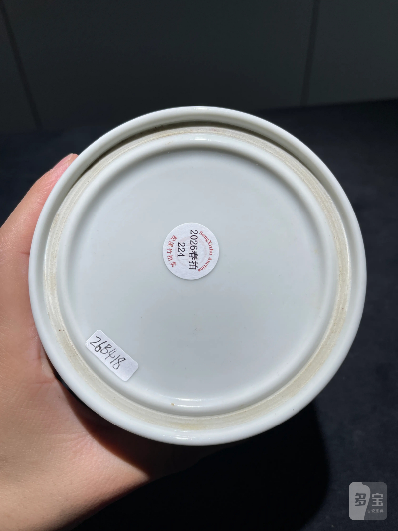 当代 王恩怀粉彩花鸟纹笔筒 - 图10
